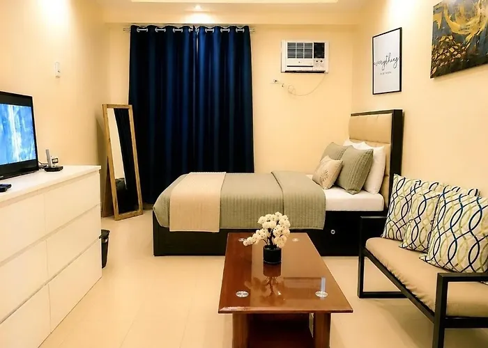 Goshen Heights Luxury Loft By Deca Homes Tondo شقة فندقية *