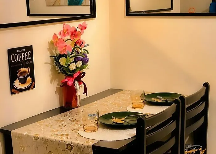Goshen Heights Luxury Loft By Deca Homes Tondo